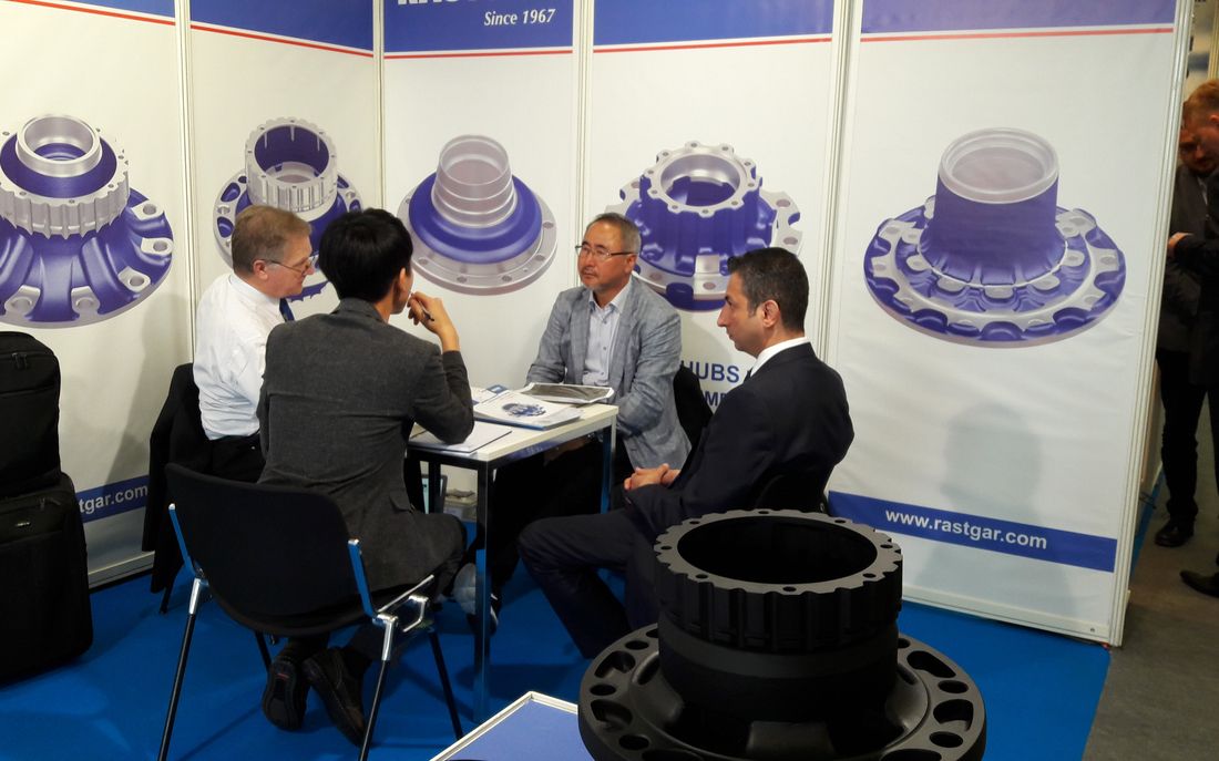 Meeting in progress at the Rastgar Engineering stand, Automechanika Germany 2018