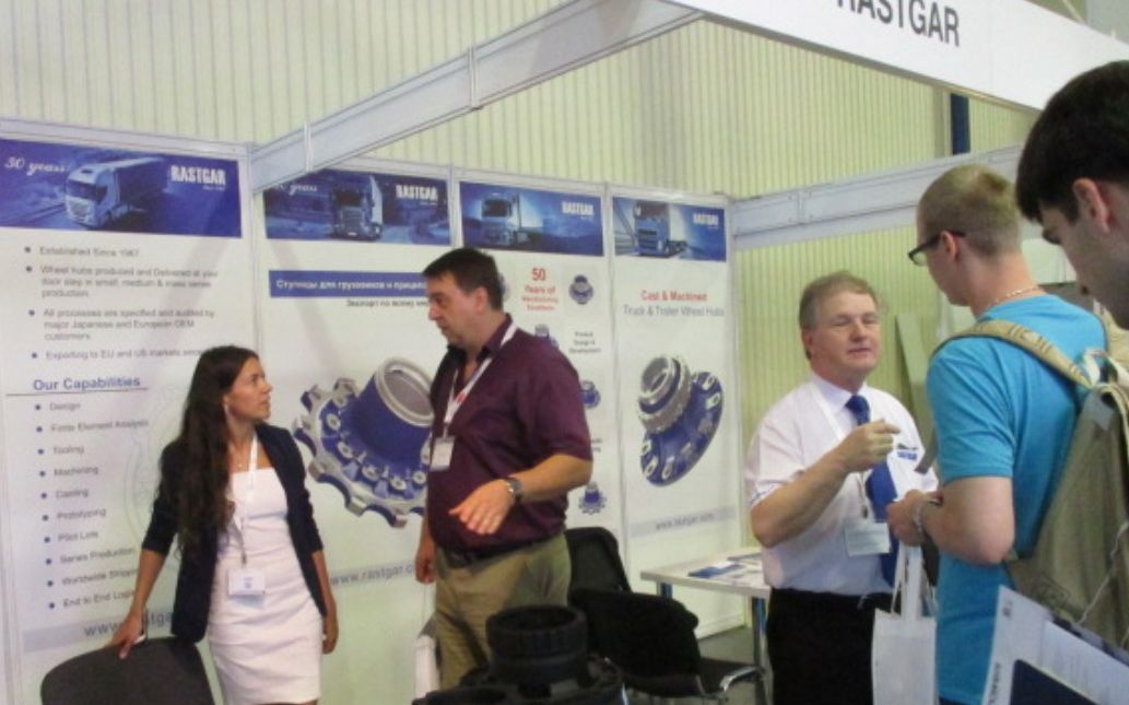 Rastgar wheel hubs being shown to visitors at MIMS Automechanika Moscow 2018